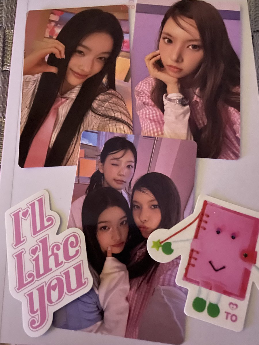 jixoo2h's tweet photo. thank you barnes &amp; noble 🙏 https://t.co/DZaaqLyLmi
