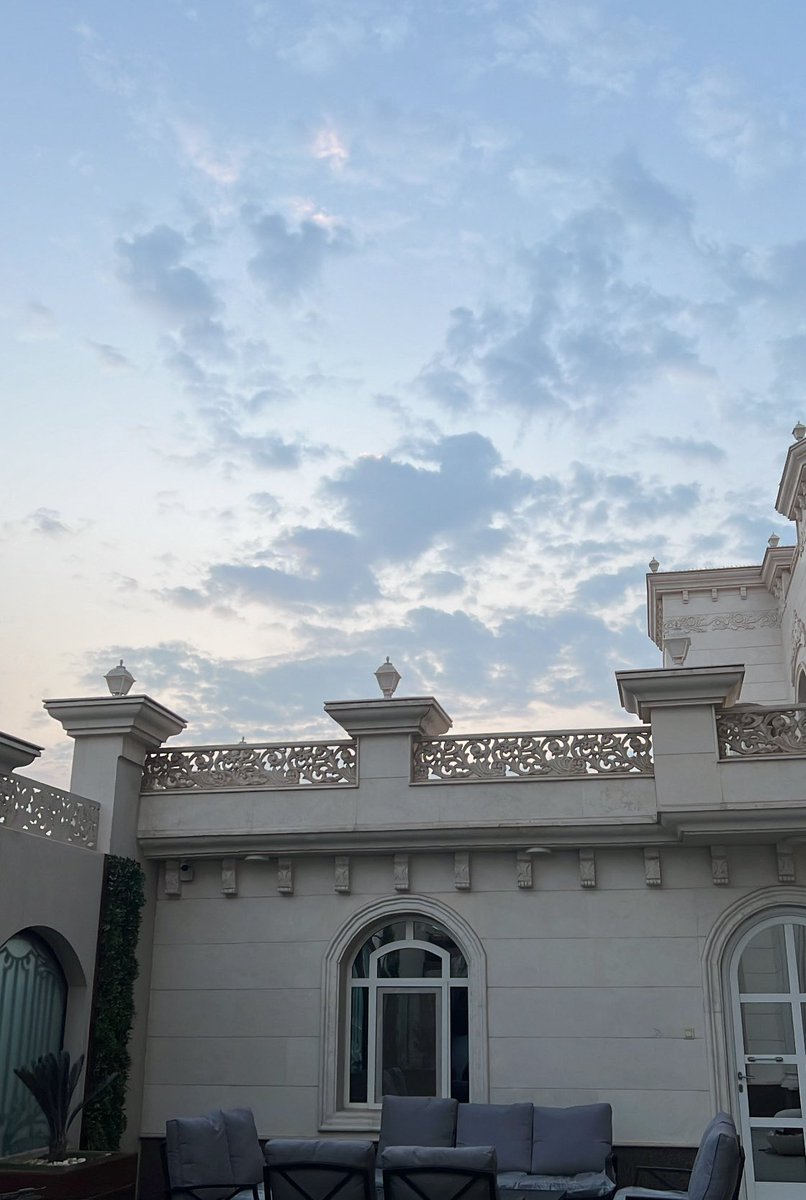 theaaval's tweet image. 