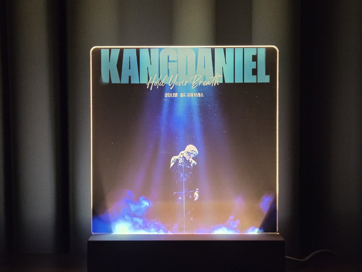 nananini030809's tweet photo. 강아디가 너무 예쁘고 사랑스럽고 대견하고 기특해서 나눔합니다 저랑 친구꺼 주문하면서 몇개 더 했는데 새해 선물겸 나눔 할께요  알티만 해주세요 
네분께 두 종류중 한가지 보내드릴게요
당발은 내일 아무시에 https://t.co/3U0B8A4PRP