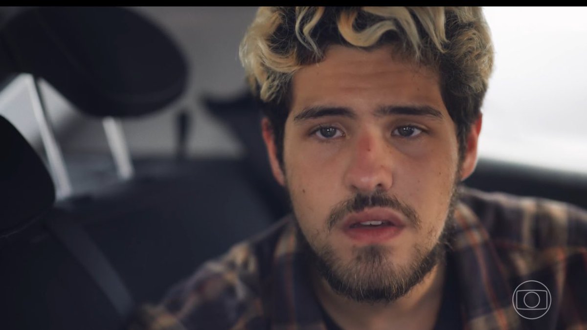 cleytu's tweet image. -raul pior personagem dessa novela 
-tudo que a arminda atormenta ele é merecido 
-lamento muito que o bagda não botou ele no microondas 
#tresgracas