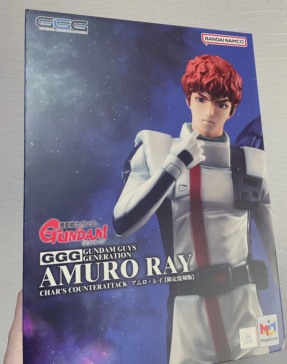 GGGシリーズ ccaアムロ届いた✨️ 押し入れからMG νガンダムVer.k.a.