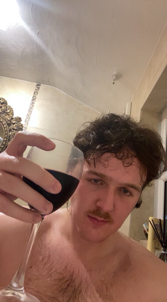 Robbie tweet media