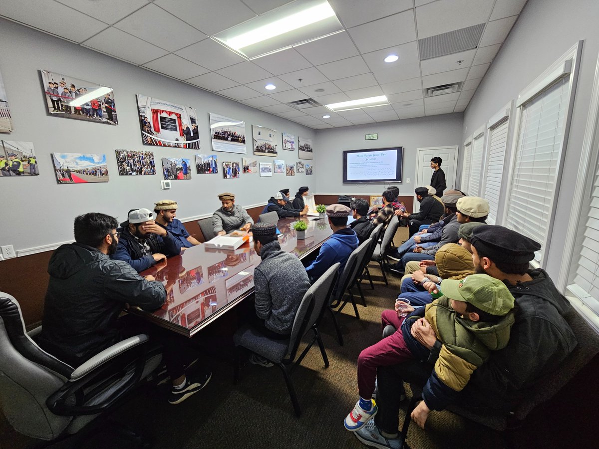 MKA_Baltimore's tweet photo. "Verily, those who say, ‘Our Lord is Allah,’ and then remain steadfast — no fear shall come upon them, nor shall they grieve." - 46:14
Khuddam engaged in conversation on how to safeguard Taqwa in changing enviornments with focus on steadfastness and its benefits.
@MKAUSATALEEM https://t.co/ubsUmjtVQx