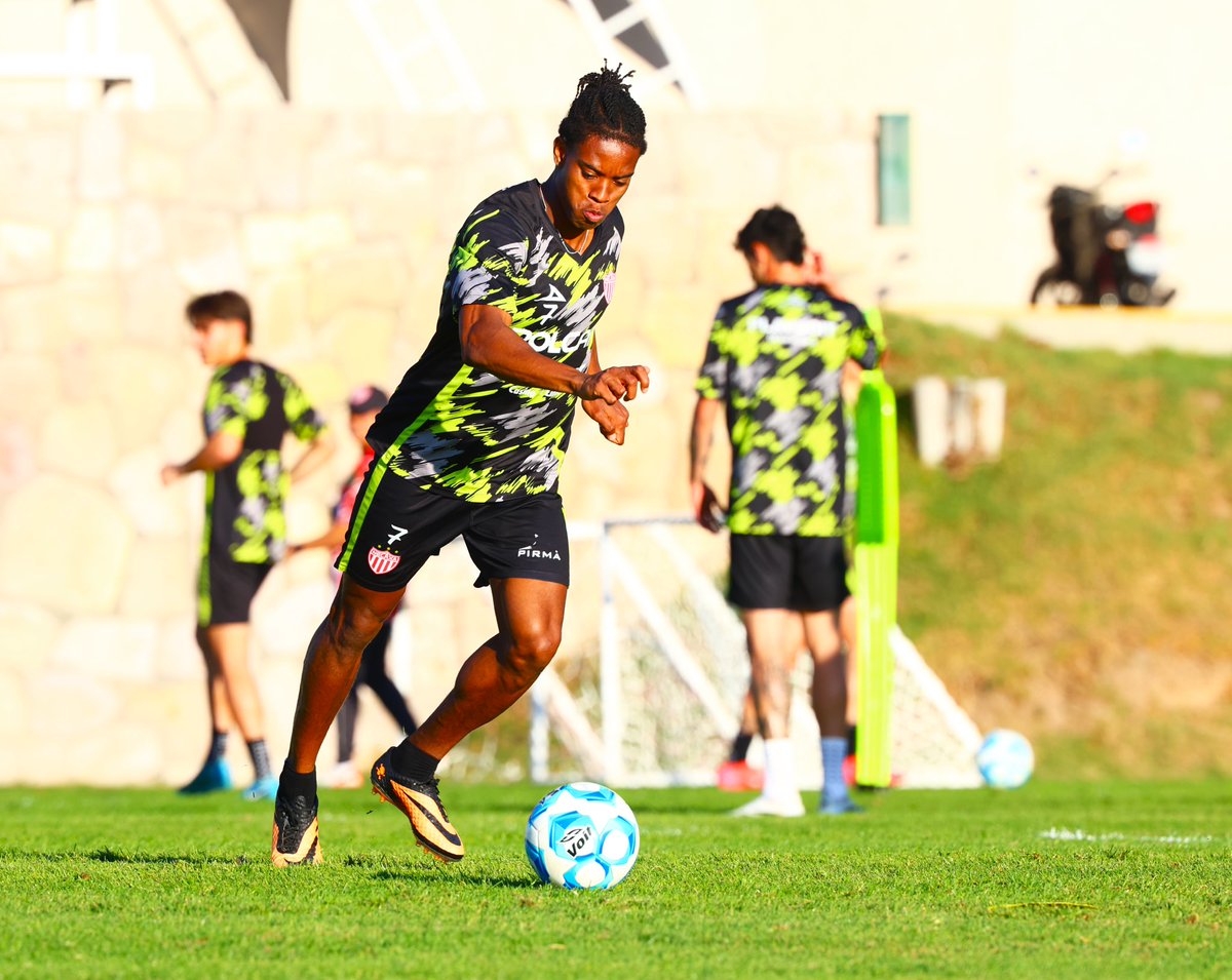 ¡De vuelta a la acción! 💪⚽️

Afinando detalles de cara al tercer encuentro de preparación ante Atltas ⚡️🦊