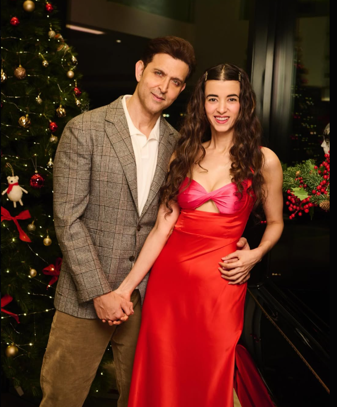 iArundhatiDevi7's tweet photo. I had Grok analyze these images. They are also AI generated images.

#HrithikRoshan DID NOT spend Christmas with #SabaAzad. We are being scammed by the PR firm again.
#EndPromance #EthicalBollywood #Bollywood https://t.co/vkJlcoNzP7