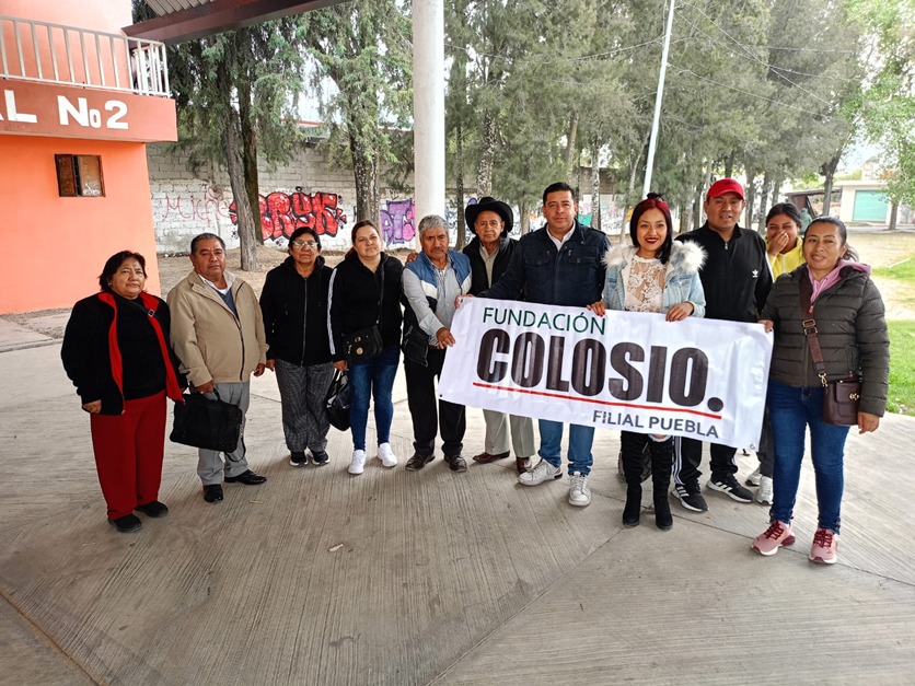 colosiofilpue's tweet photo. La Filial de Puebla Capital sigue caminando por sus colonias y esta vez tocó el turno con los amigos de San Miguel Xonacatepec, donde hubo una grata convivencia junto al Comisariado Manuel Pérez y la Líder Yasmin Méndez así como el Presidente de la Filial  @vic_estudillo https://t.co/0bf6fztfuF