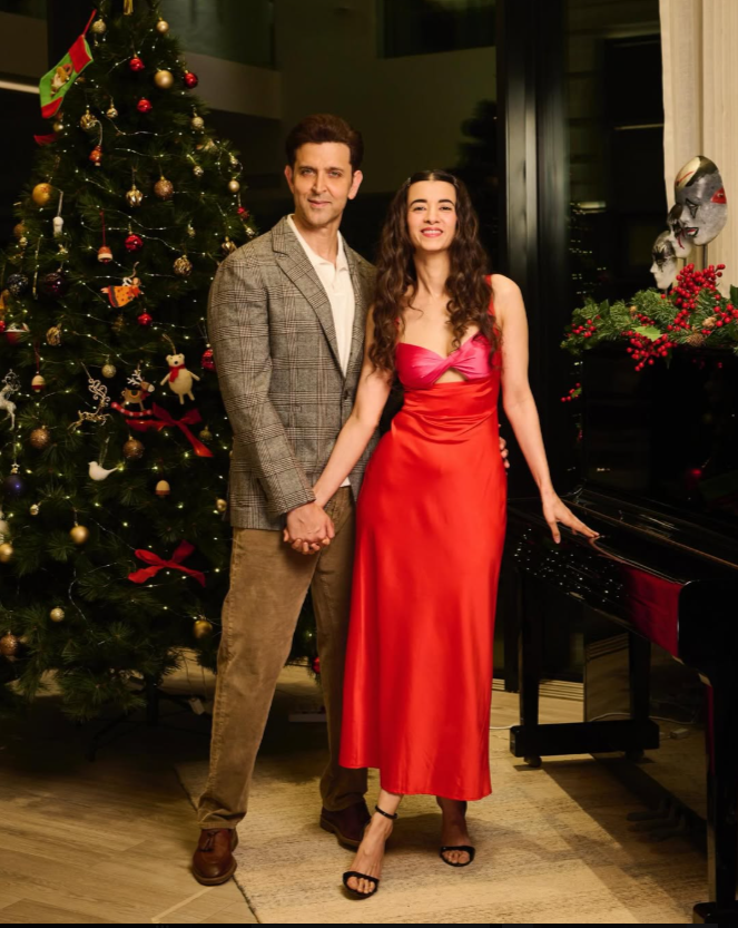 iArundhatiDevi7's tweet photo. I had Grok analyze these images. They are also AI generated images.

#HrithikRoshan DID NOT spend Christmas with #SabaAzad. We are being scammed by the PR firm again.
#EndPromance #EthicalBollywood #Bollywood https://t.co/vkJlcoNzP7