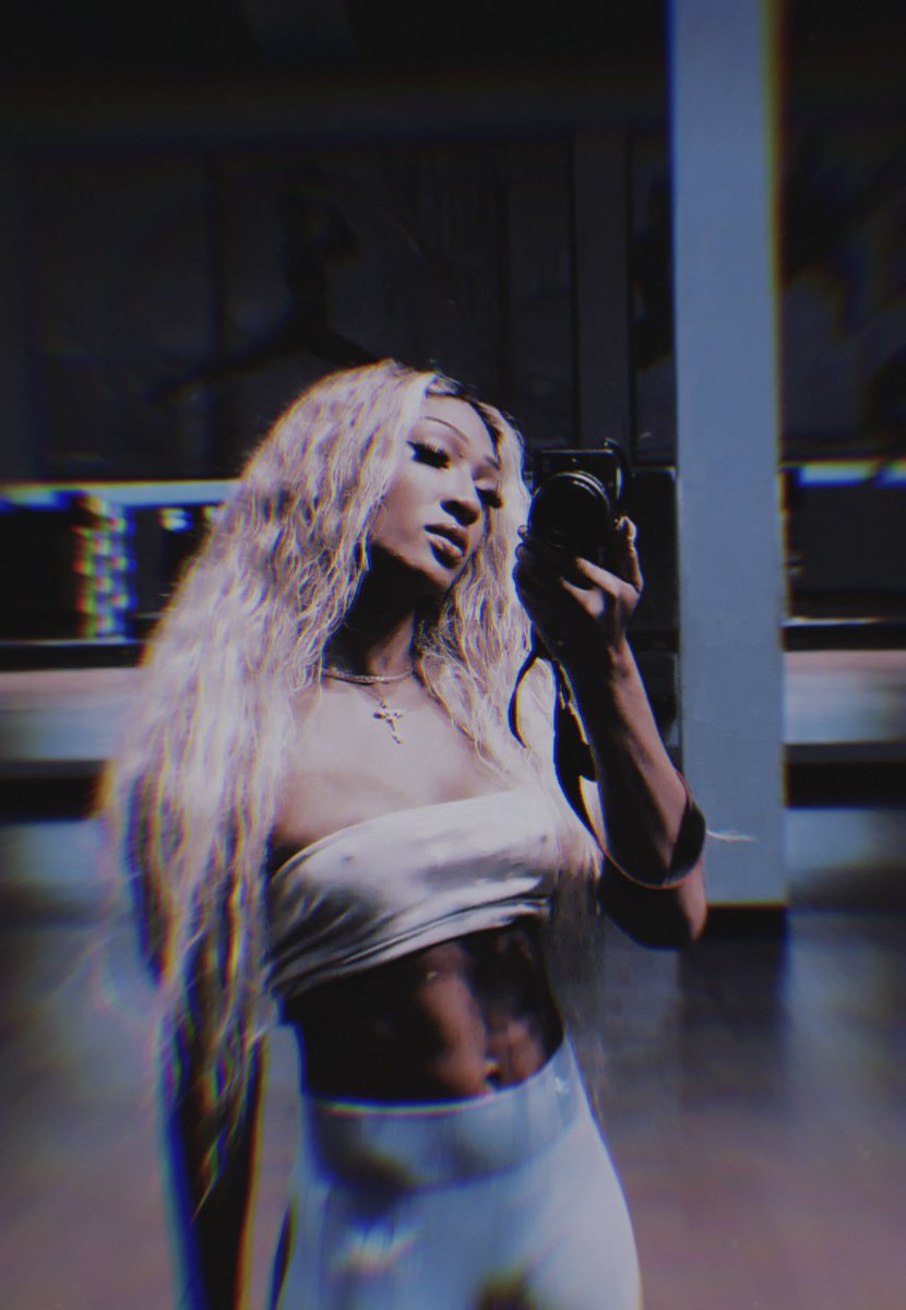 SundayCraving's tweet image. Got a sweet tooth for success, can't get enough.