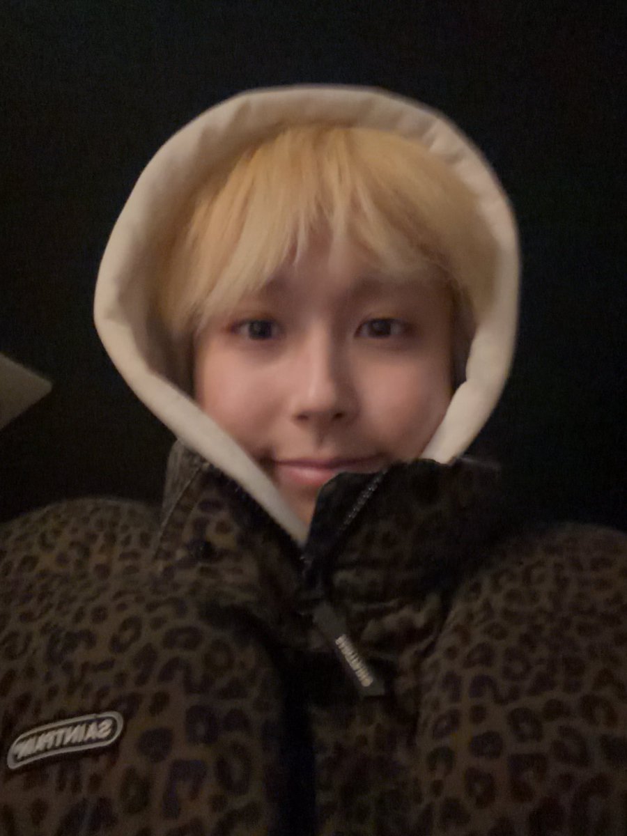 💌 251226

[pic]

앙 세수했엉

ㅋㅋㅋㅋㅋ — 11.59pm