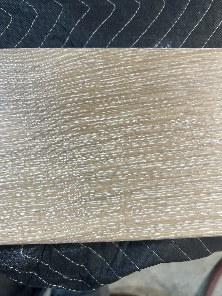 emptythepoopoo's tweet image. People (primarily woodworkers)…look at the beauty of this cross grain 🤤 #whiteoak #rubiomonocoat
