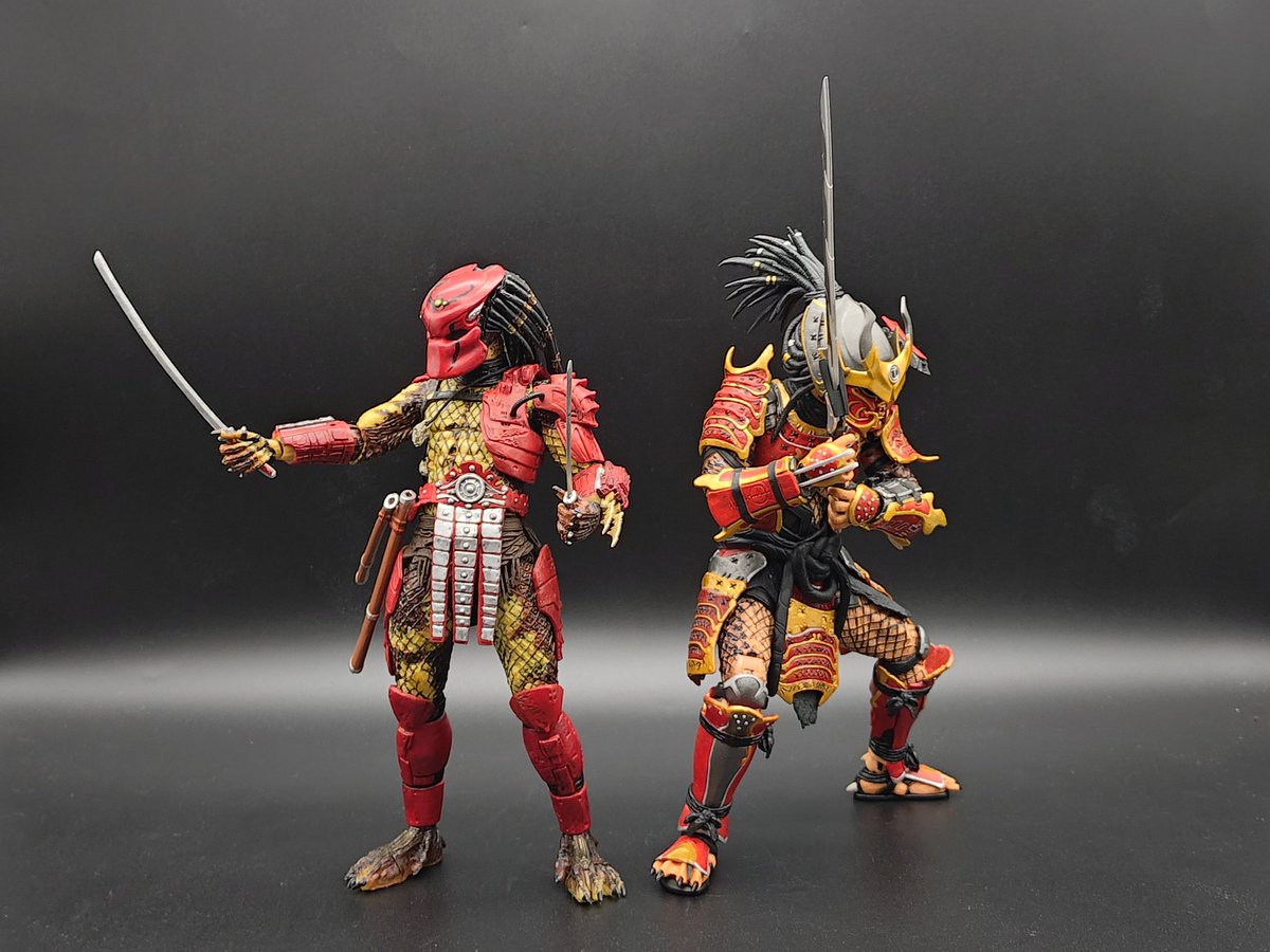 NECA サムライ プレデター、イイ…。ビッグレッドと並べられて嬉しい