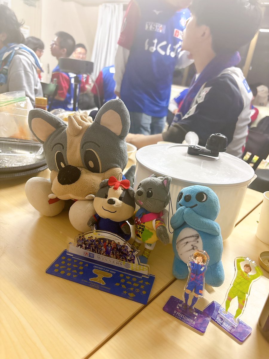 VFK_fumi's tweet photo. @hakubaku_jp @sanfoods_t @dominos_JP @Ichiyamamart_PR @yamafuji_0401 @zumi_meshi 【最後に】
すごく楽しい会になったので、少しでも興味持っていただけた方はぜひ来年に参加いただければです!
#Ventomo のLINEオープンチャットもありますので、
ご興味ある方は、下記のURLからご連絡ください!
https://t.co/XeAlFXv1tY
来季も東京から甲府をヴァンヴァン盛り上げていきます!!! https://t.co/shhmCMxwcG