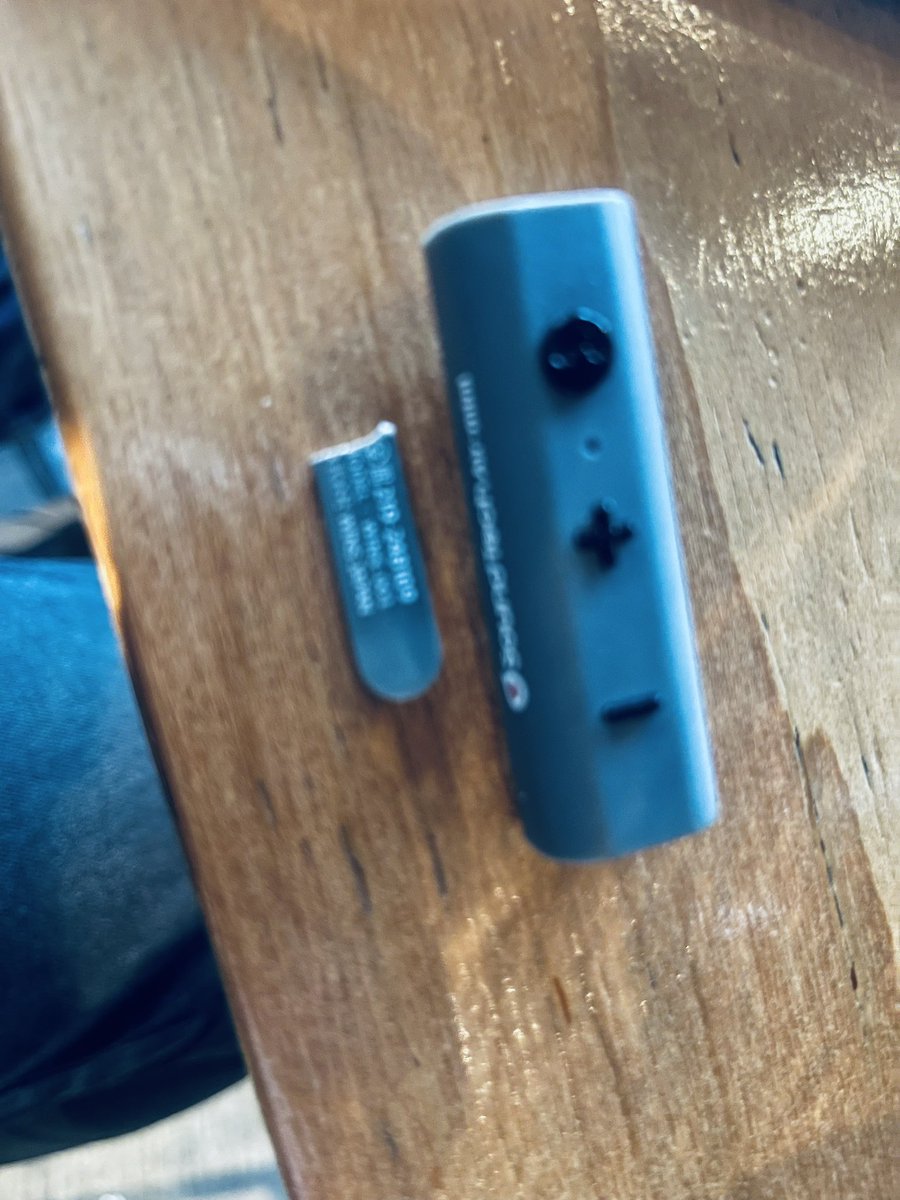 jcougarjp's tweet image. まじか差し込んだら折れた😭
#SoundTech Air-mini
#Wins