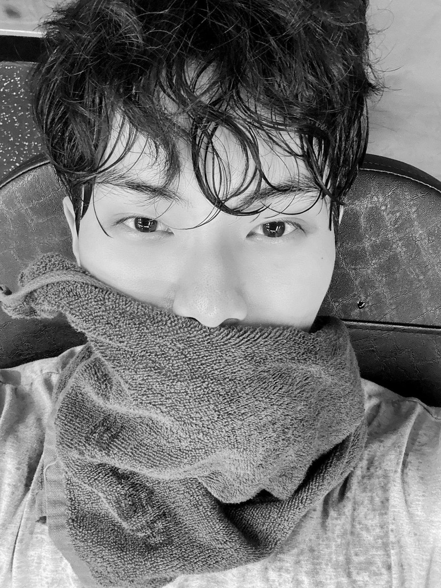 scriptedbyben's tweet image. ᅠ

Not trying to look strong—just enjoying the feeling of being one. 💪🏻

ᅠ