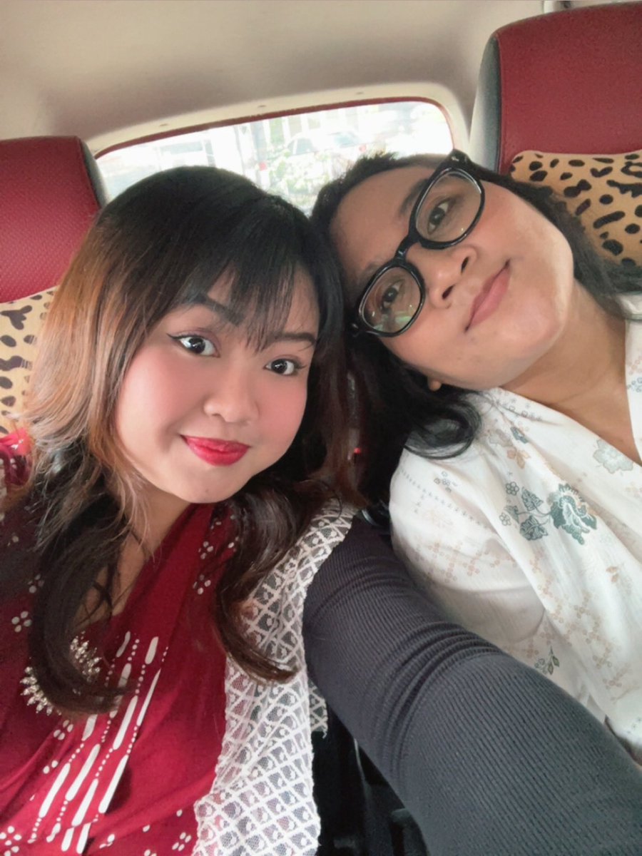 yoamazaki's tweet image. Hari hari kondangin