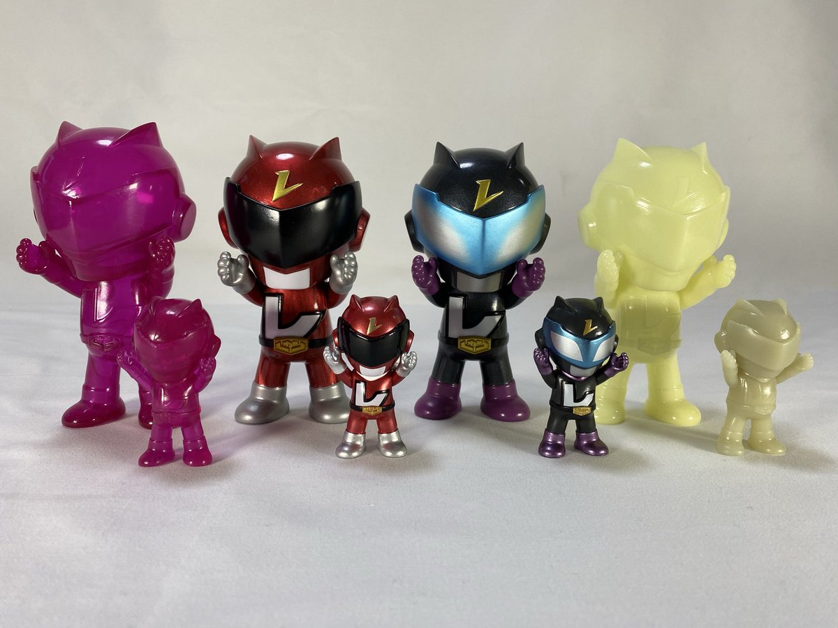 レオンチャンネルソフビ&ガチャ同色タイプ並べてみました。揃うと嬉し