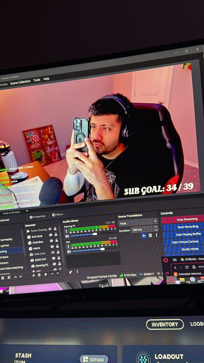 I have a lazy eye 

Twitch.tv/notbombcat