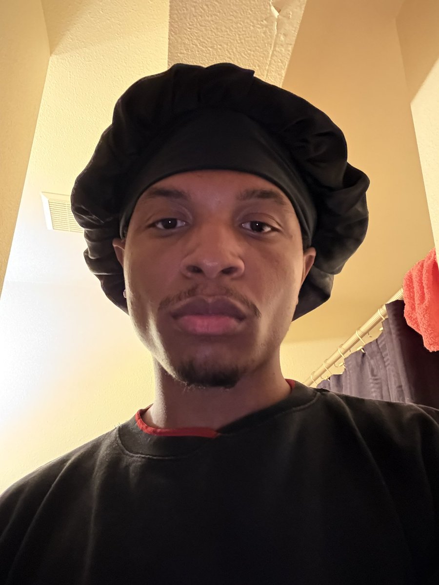 Saturyn🫩 tweet media