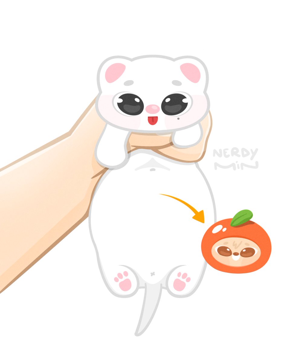 nerdymin_'s tweet image. one bite was enough 🍊