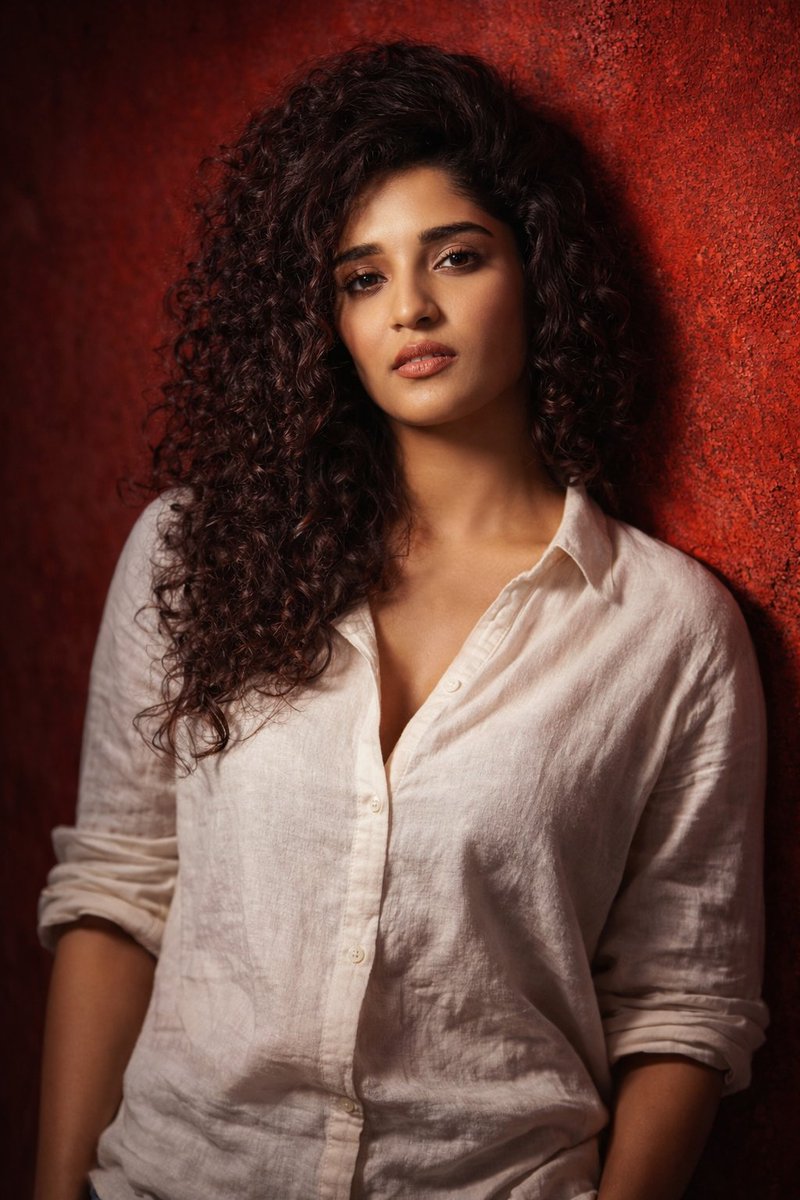 Dynamic Portraits: Masculine & Feminine Elegance