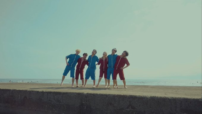 みなさん、こんにちは。
暑い夏ぶりの7BULL、本日お知らせがあります🔈
20:00に集まろう。