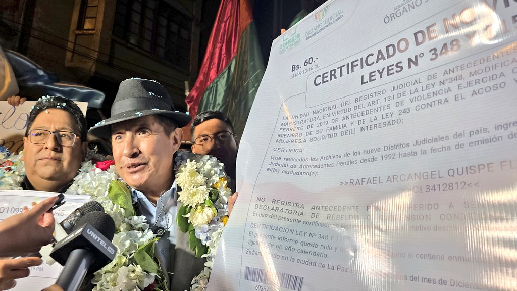 #TataQuispe:
No tengo nada.
Busquen, busquen... 
La guerra sucia empezó antes
No quieren que sea candidato a Gobernador por nuestro departamento de #LaPaz.

Si gano voy a barrer con toda la gobernación para ordenarlo nuevamente y trabajar por nuestro departamento.
#HeDicho