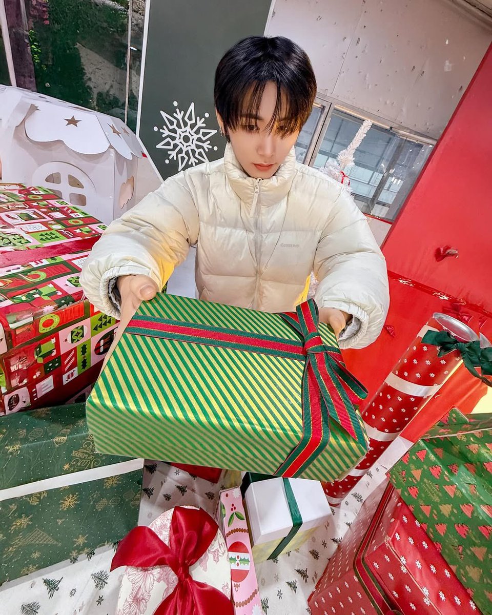 DEJAVUIA's tweet image. ⠀ 

「 #TATANGGA_NATION 」

🗯️ 𝗡𝗔𝗧𝗛𝗔𝗡 : It's late but let me give a special gift for TATANGGA 🎁 please wait for the official release

  ㅤ