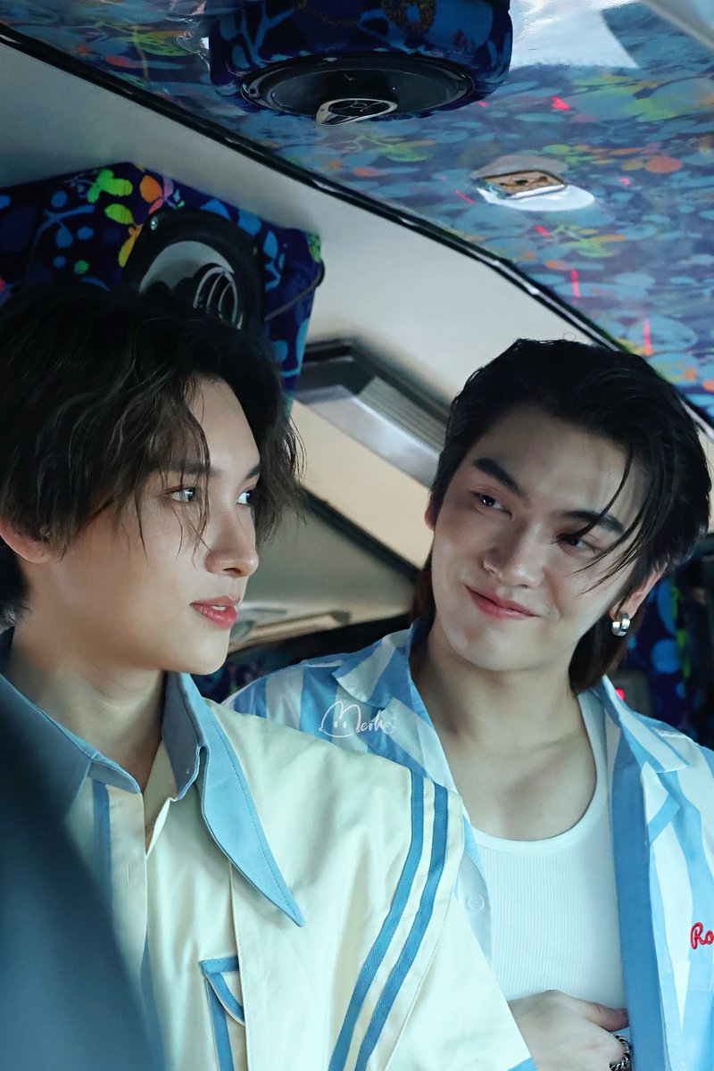 Your world right there in front of you! 🫠🫠 BOSSNOEUL NEW YEAR