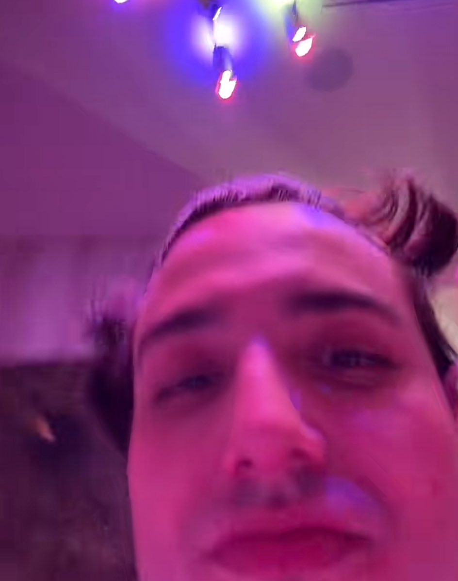 por qué humbe tiene cuernos?