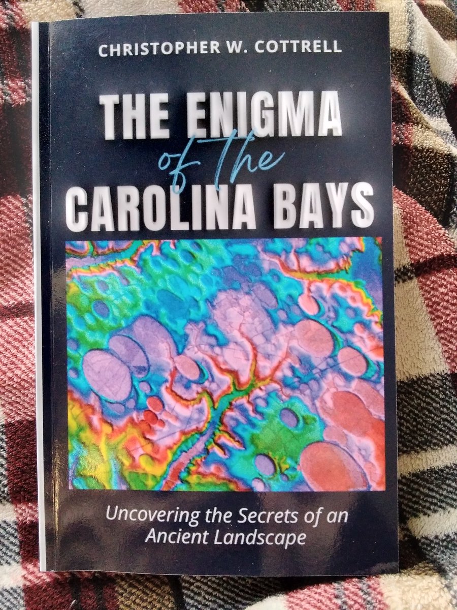 anwit07's tweet image. Chris has written an excellent book.
If you have never heard of the Carolina Bays you are missing an interesting story.