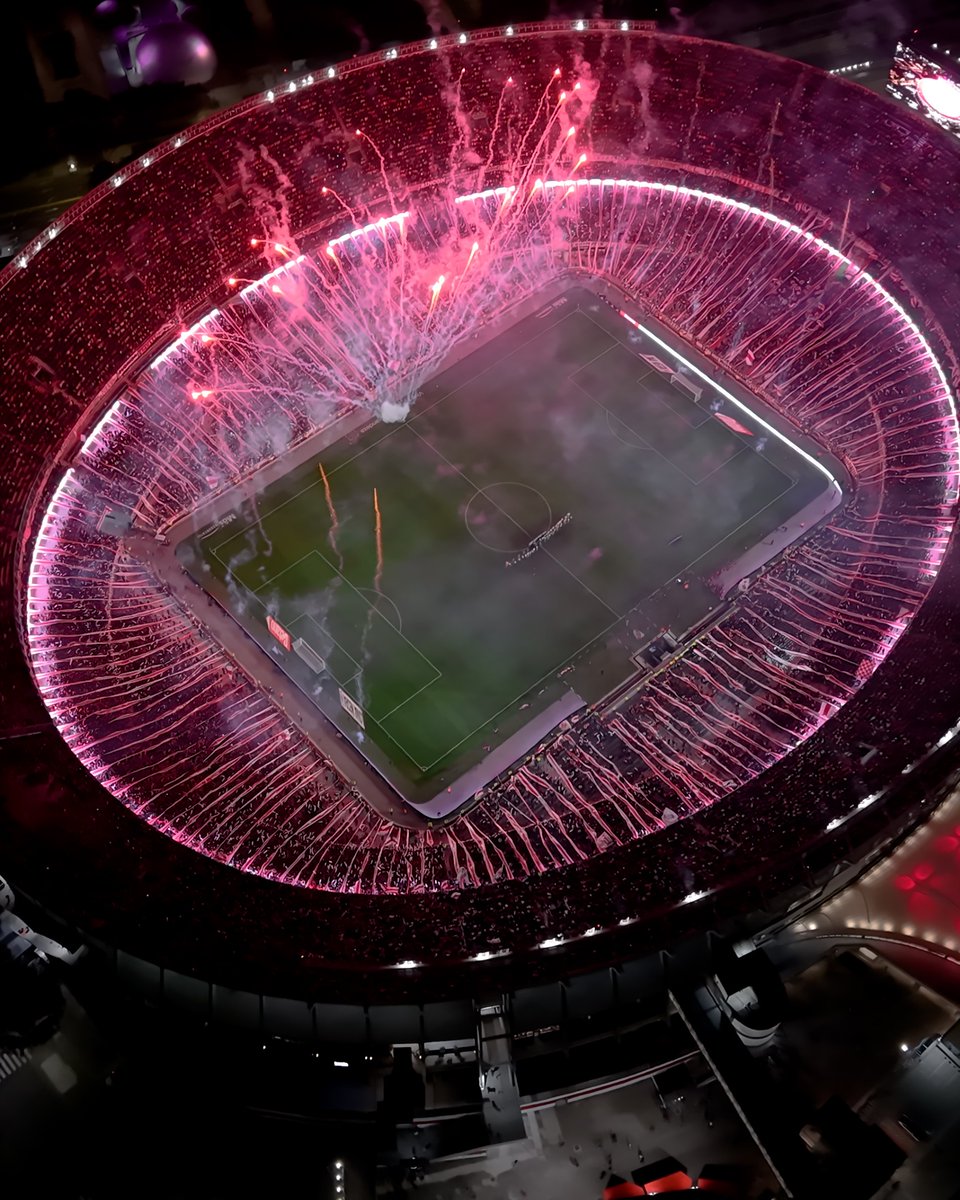 GlobalCARP's tweet image. Nobody does it like us 🤍❤️🤍

🔝 For the third year in a row, River Plate leads the global attendance rankings.

🏟️ The Mâs Monumental, home to the world's biggest passion.