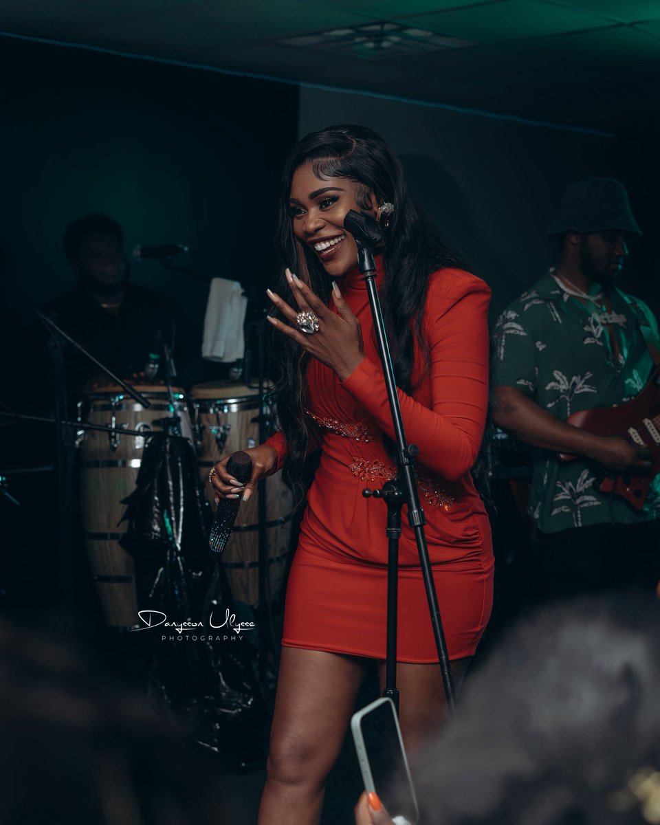 August3Shellena's tweet image. Bby ranm @rutshelle okap la rebelle ou yo fin panse se mw kap pran w nan men vin depize w wi mal nan Nu look 24 moun mw pa rekonet ap vin mande m kilè wap okap wi mezanmi @rgbandmusic di yon mo nan koze sa non.