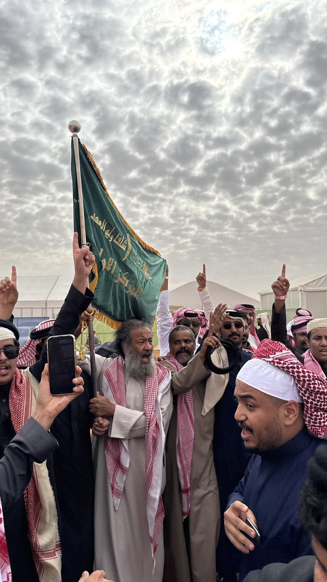 A (@_v7si) on Twitter photo 