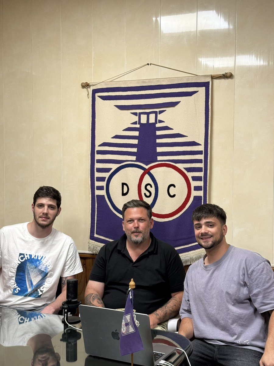 nicomusetti's tweet photo. Cerramos el 2025 en conversación con Diego Franzini en el corazón de la comisión directiva. Hablando del club, con gente del club, con honestidad y transparencia. Se podrá errar, o también acertar, pero sin dudas que hay una coherencia y trabajo.

Se valora y se agradece la confianza. Tratamos de llevarles la noticia a ustedes e intentamos hacerlo de la mejor manejar posible. 

Feliz 2026 para todos! 💜

👉🏼 https://t.co/mYfLqkk4e7