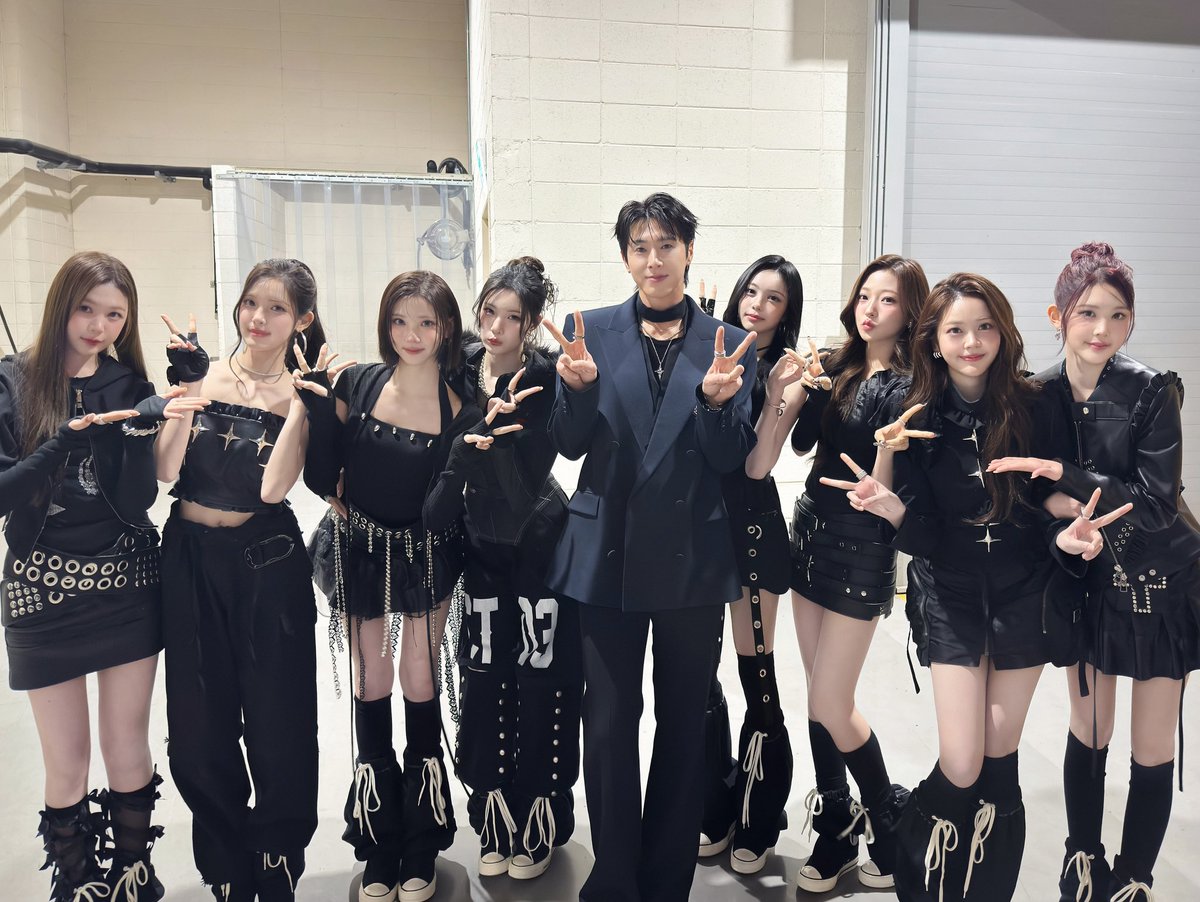 Energi yang sama dengan para senior dan rekan sejawat dari 𝗦𝗠𝗧𝗢𝗪𝗡 di penghujung tahun ini! ♥︎ Juga, ia berharap penampilan Hearts2Hearts di SBS Gayo Daejeon kali ini sampai pada hati Hachu.