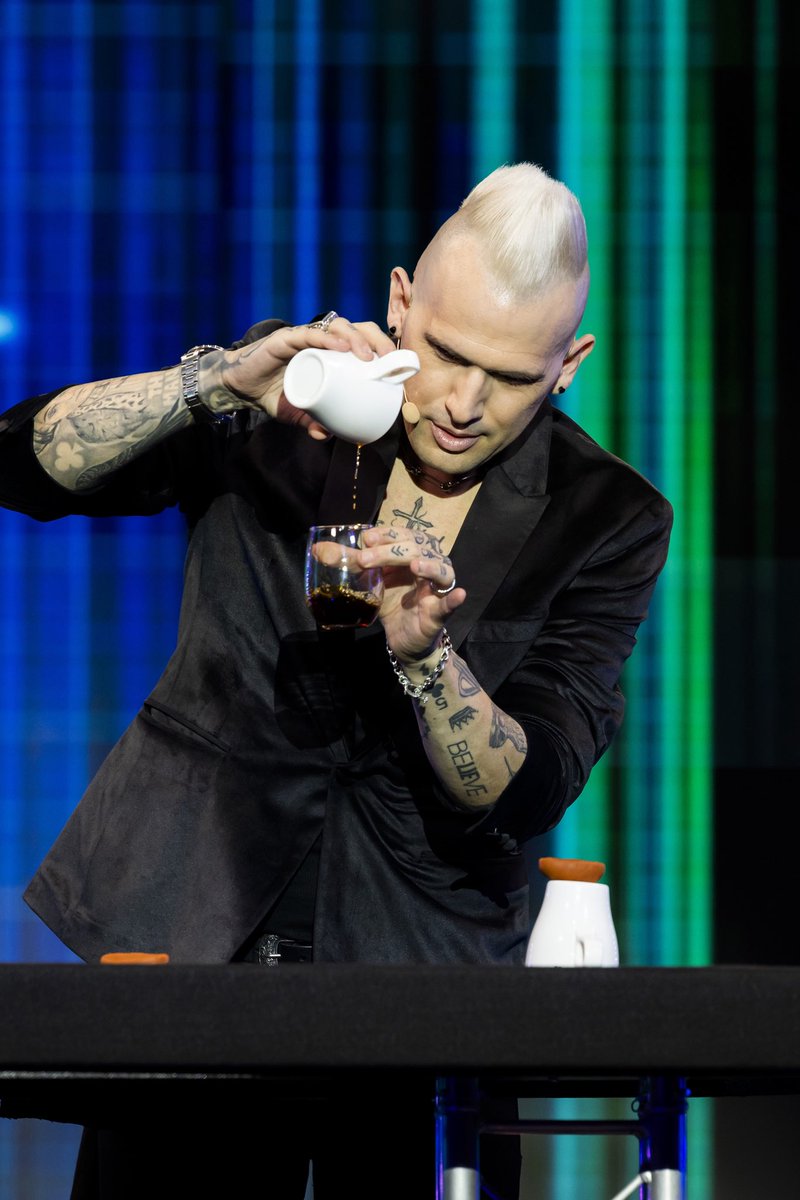 Kicking off the New Season of Masters of Illusion on the CW January 9th at 9/8c 🔥 ☕️