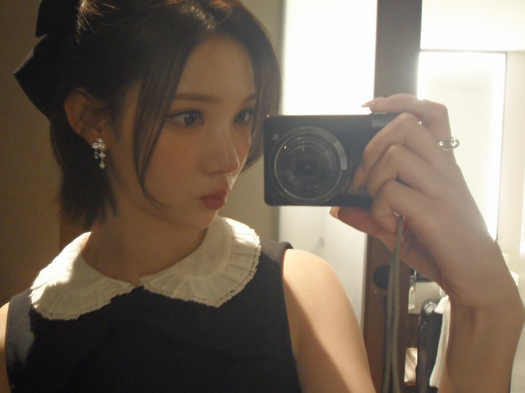 Rora. (@eeerora) on Twitter photo 