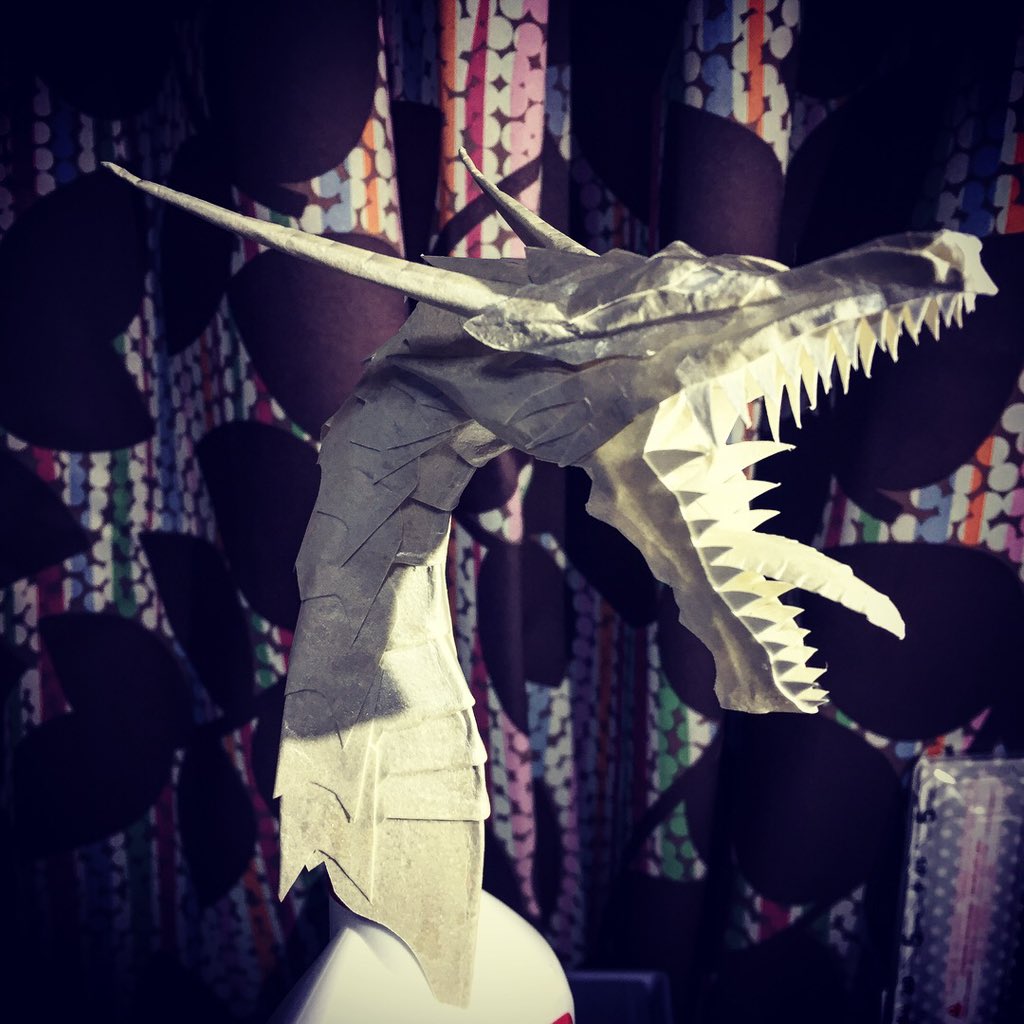 #生き物が大きく口を開いているところが好き

ｶﾞｵｰ!