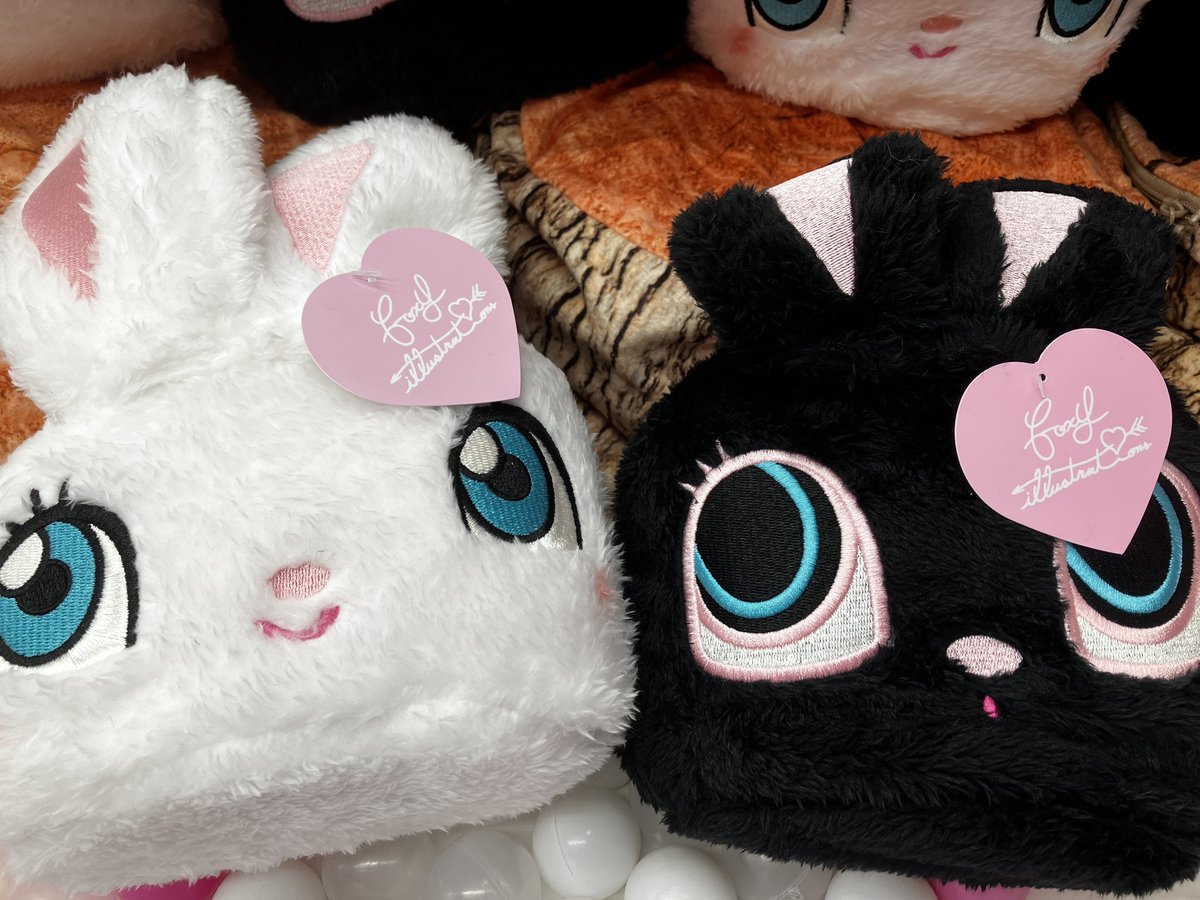 👾新景品👾 foxy illustrations ぬいぐるみブランケット 全2種が入荷