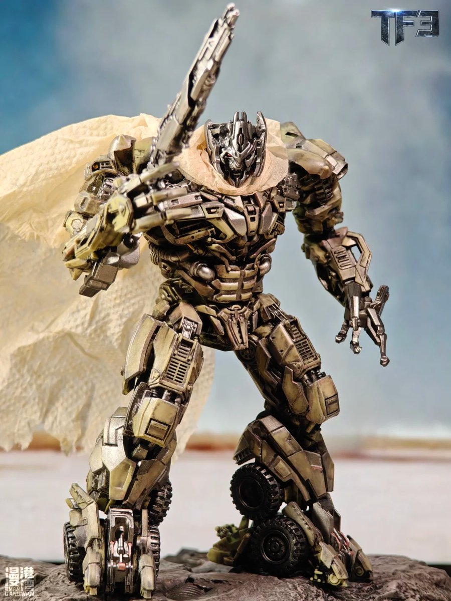 yolopark's tweet image. Repainted Work Showcase | AMK MINI DOTM Megatron

【Thanks to @漫港湾 for the repainted work &amp;amp; pictures.】

Repainted over the original painting, adding a more realistic, battle-damaged texture.

#YOLOPARK #transformers #hasbro #transformersdarkofthemoon #dotm #megatron