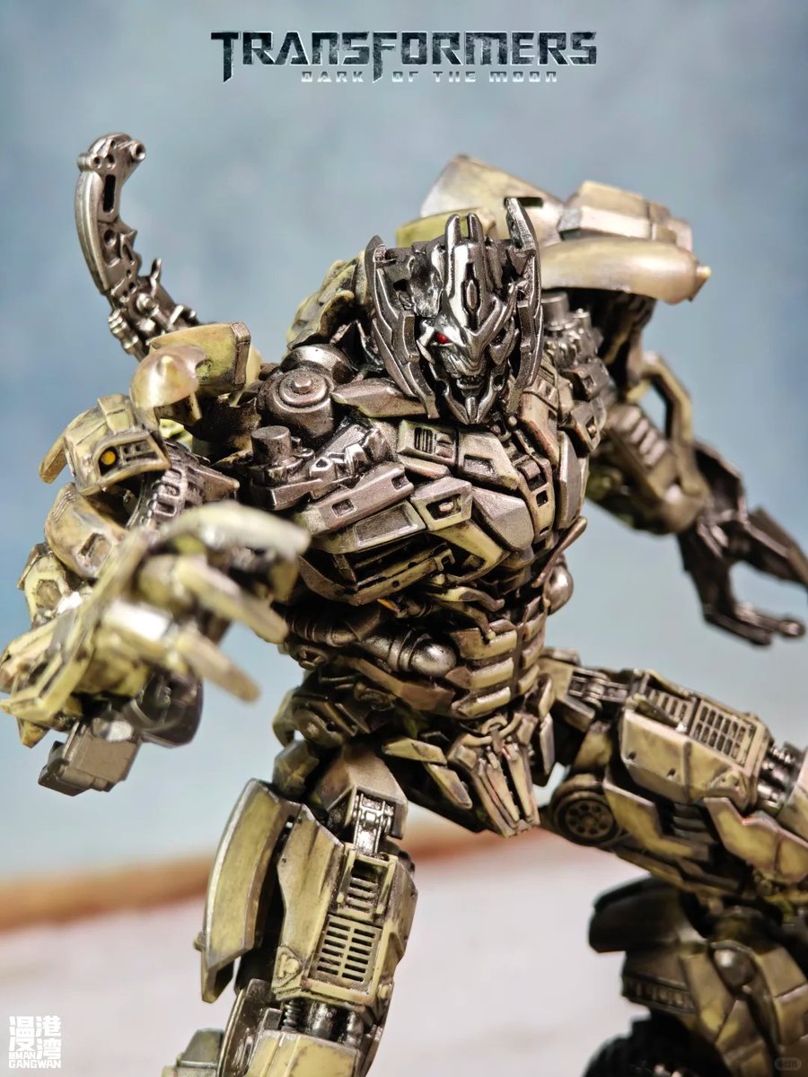 yolopark's tweet image. Repainted Work Showcase | AMK MINI DOTM Megatron

【Thanks to @漫港湾 for the repainted work &amp;amp; pictures.】

Repainted over the original painting, adding a more realistic, battle-damaged texture.

#YOLOPARK #transformers #hasbro #transformersdarkofthemoon #dotm #megatron