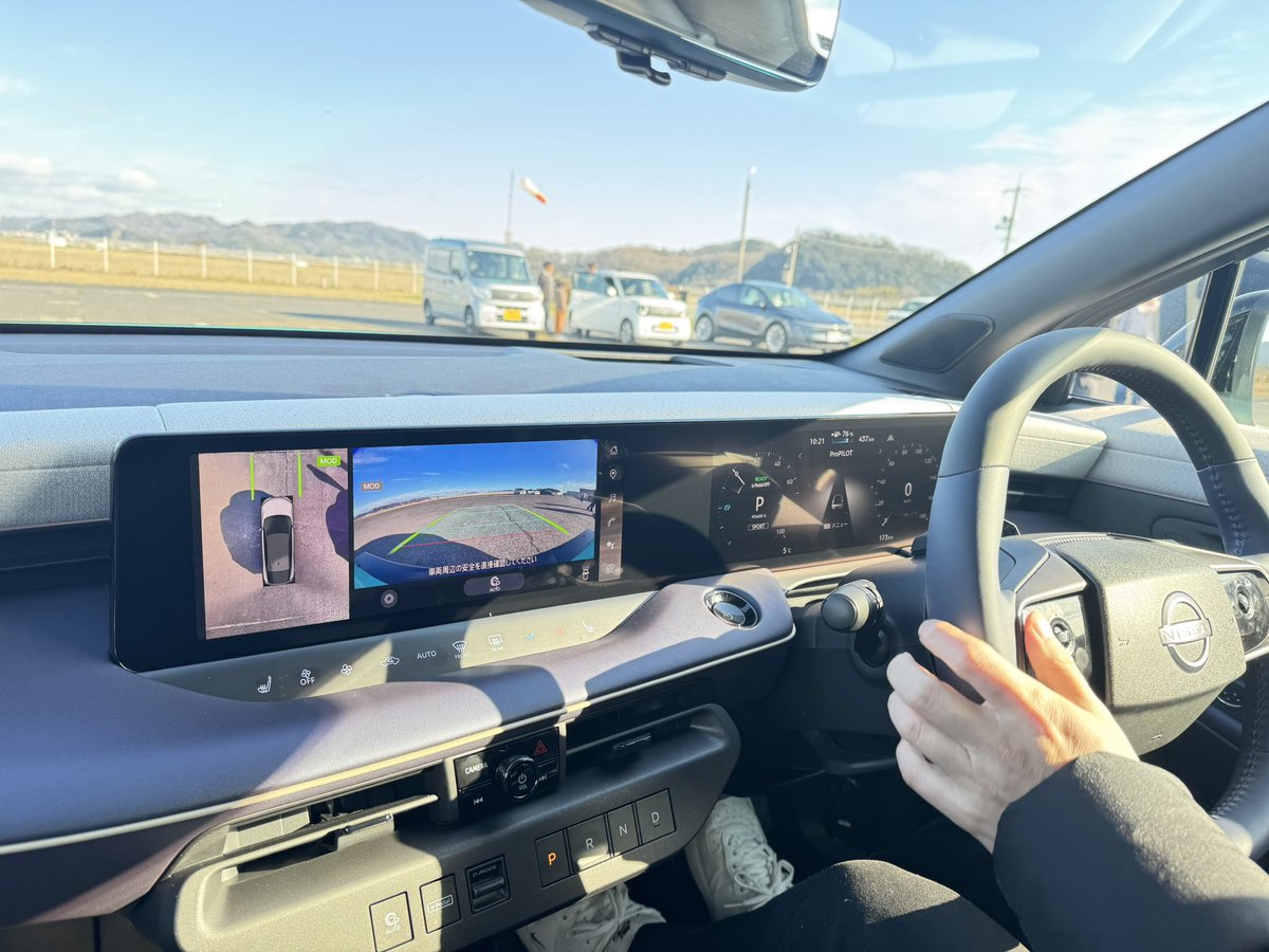 本日限定❣️¥49、999からの大幅値下げ‼️アナと雪の女王電動自動車日本未発売 幻の「Code 61 バードケージ」東京に降臨！ ケン オクヤマが手掛けた