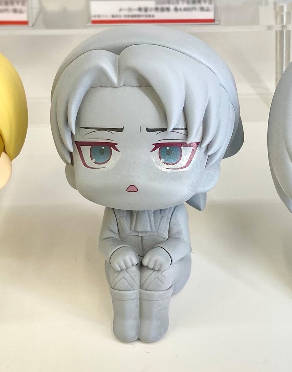 Wake up, Levi nation! A second Levi lookup figure is coming. 

This time, it's leaning Levi with the cutest expression ever!
