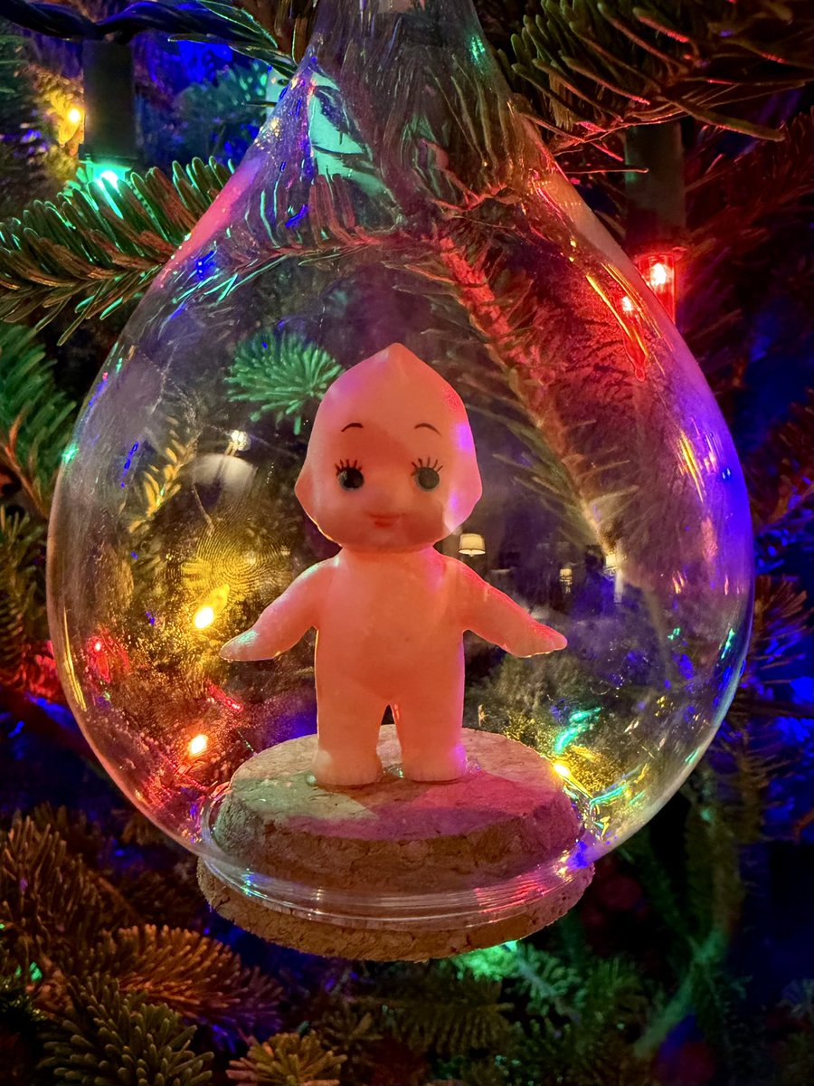 From Kabukichō in Tokyo Japan to Saint Paul, Minnesota, USA. 
  <a href="/teppanbaby/">鉄板ベイビー【公式】</a>