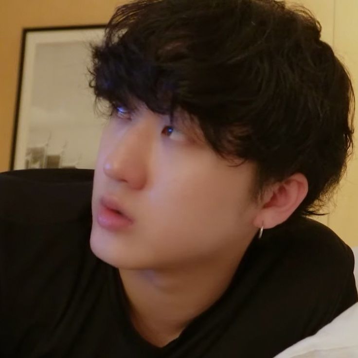 httaee's tweet image. inferno natalino 💢🎄 seungbin au

cansado de suas tarefas demoníacas, seungmin tira um tempo para atormentar e bagunçar o recesso natalino de changbin, seu lobinho favorito.