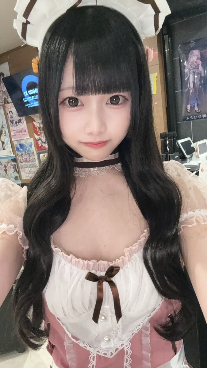 animaidclover's tweet photo. 🍀アニメイドカフェくろーばーオープン☕

メンバーはまな、すいも間もなく充電完了🔋
ゆうりは合流です🍀

営業時間は12時〜17時まで❣️

すいのお誕生日もまだまだお祝い待ってます🎉

2時間滞在でブロマイド🎄🎁✨️

ご帰宅お待ちしております🫶🍀

#くろーばーCafe
#コンカフェ浜松
#メイドカフェ https://t.co/mwhrWfkKEn