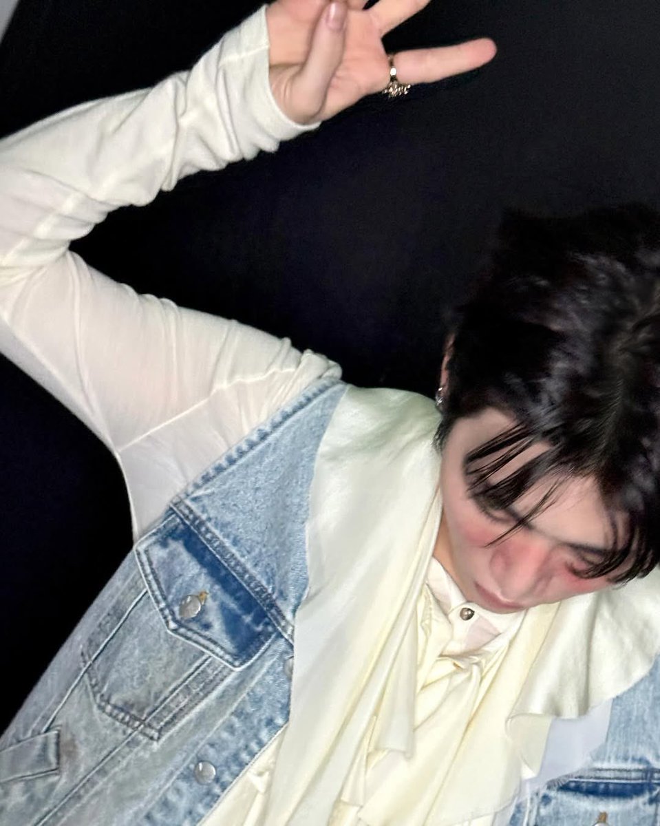 이런각도사진도좋아하는듯