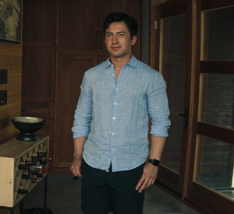 minterelle's tweet image. him and this wrinkly ass button down