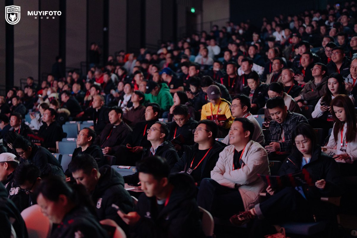 On December 26, 2025, the 2025 Annual and Third Membership Congress of Shaanxi Union Football Club was successfully held at the Chang'an Le Belt and Road Cultural and Arts Center · Lecture Hall.4