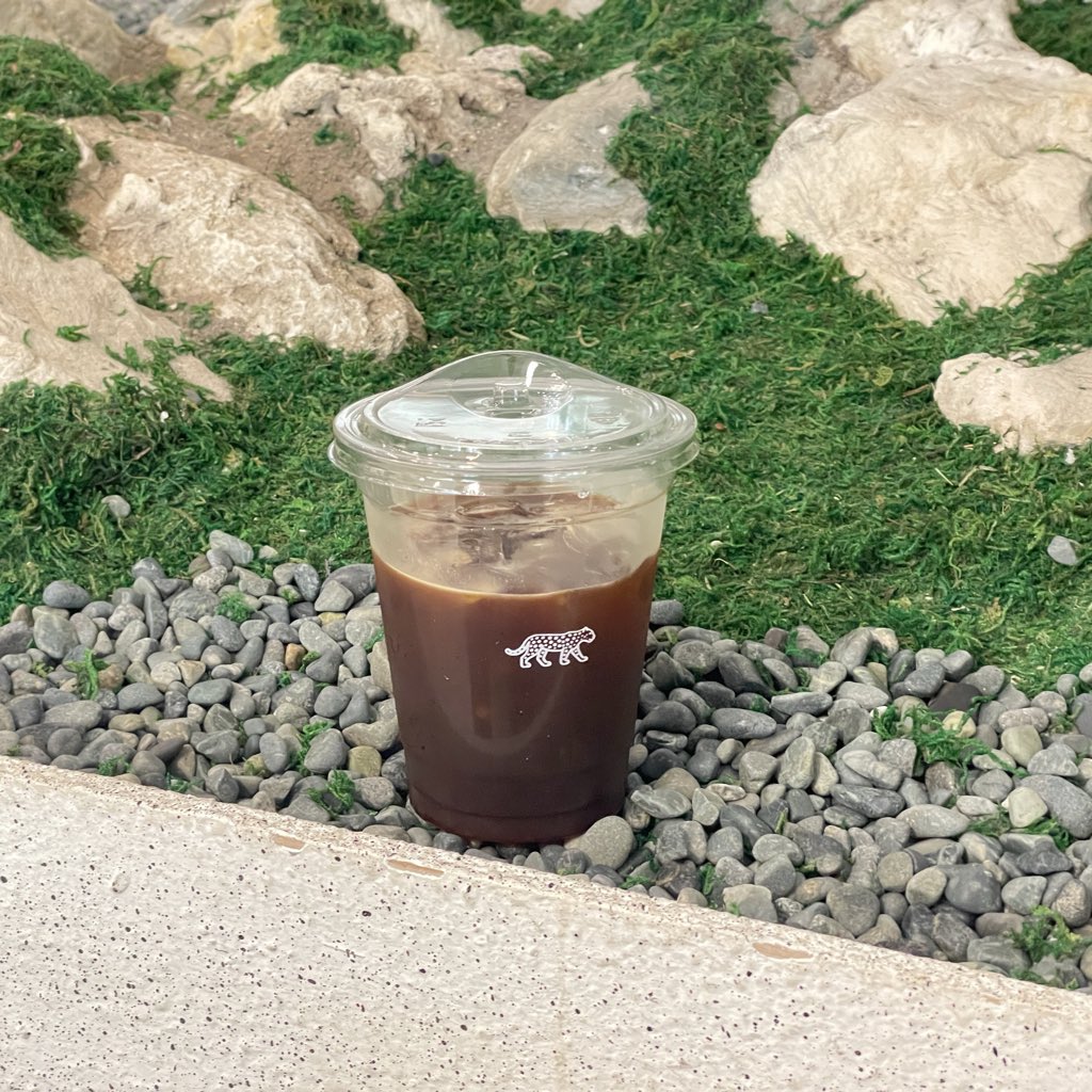 nicodeans's tweet image. first stop!

btw konsep ngopi pagi sambil dengerin Peggy Gou auto melek sih…